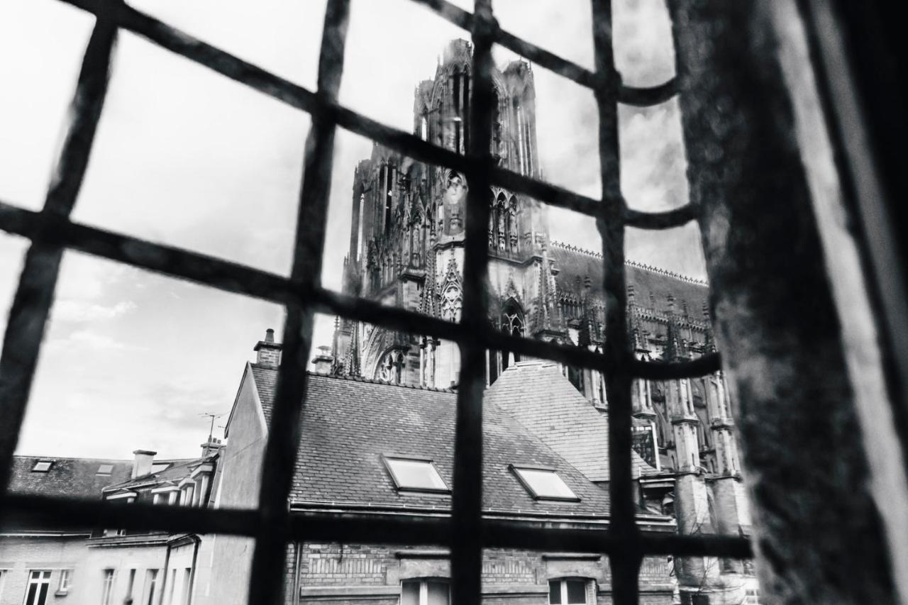 Tournelles Vue Cathedrale- Maison Climatisee Du Xvie Siecle Classee Apartment Reims Exterior photo