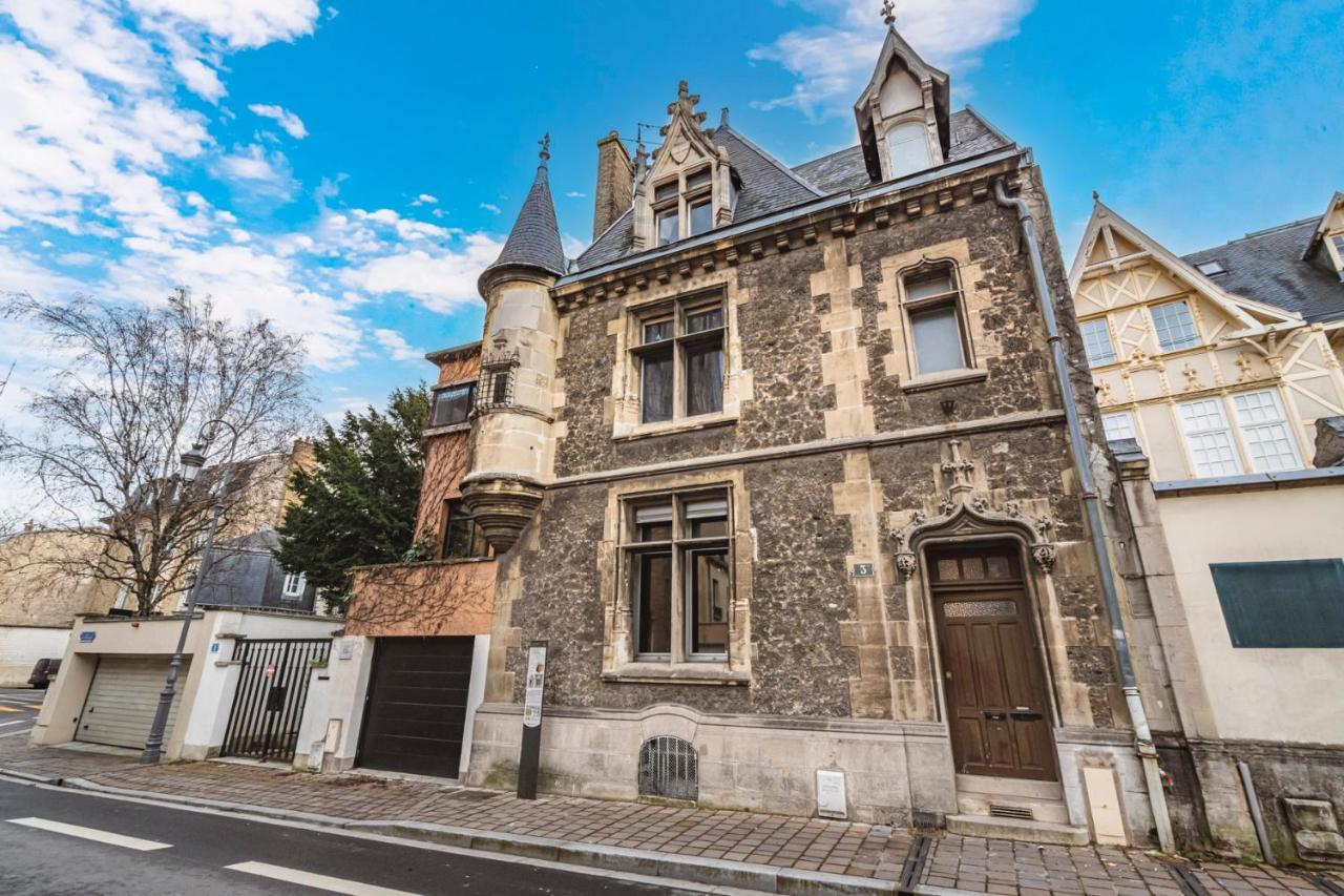 Tournelles Vue Cathedrale- Maison Climatisee Du Xvie Siecle Classee Apartment Reims Exterior photo